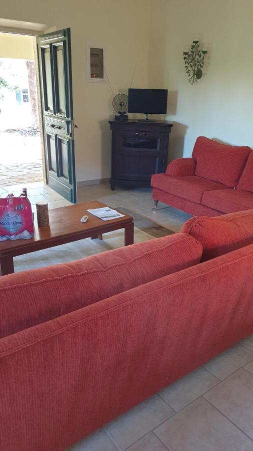 Olive Villas Anapaftiria Экстерьер фото